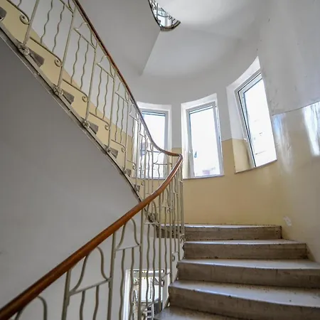 City Pads Apartment Apartment Split