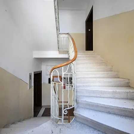 City Pads Apartment Split