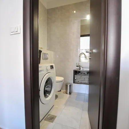 City Pads Apartment