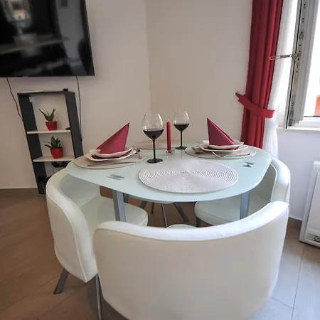 City Pads Apartment * Split