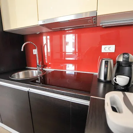 City Pads Apartment